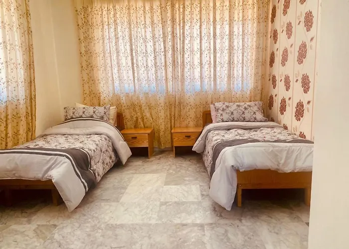 2Bedroom Apartment Gardens Street
