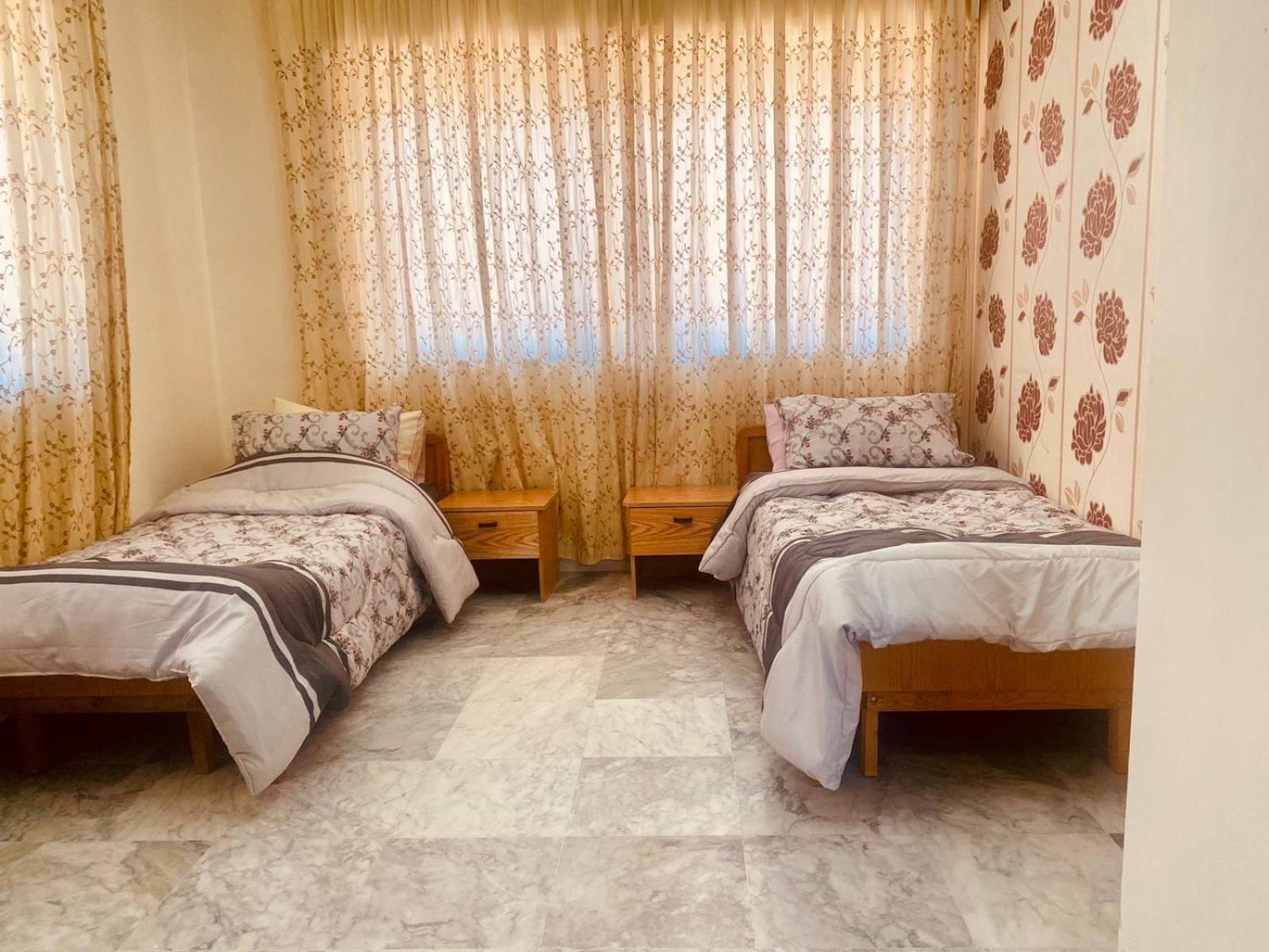 2bedroom Gardens Street *